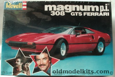 Revell 1/24 Magnum PI - 308 GTS Ferrari, 7378 plastic model kit